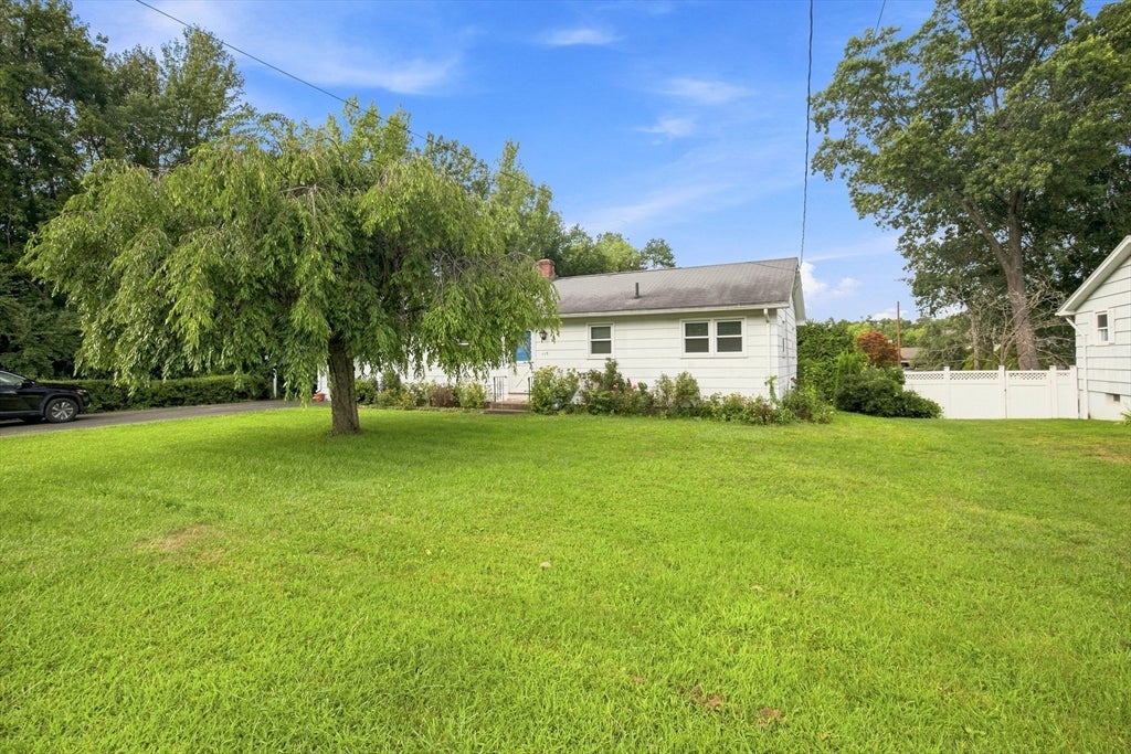 115 Bemis Rd, Holyoke, MA, 115 Bemis Rd, Holyoke, MA Photo #3