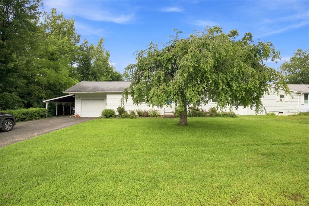 115 Bemis Rd, Holyoke, MA, 115 Bemis Rd, Holyoke, MA Photo #4