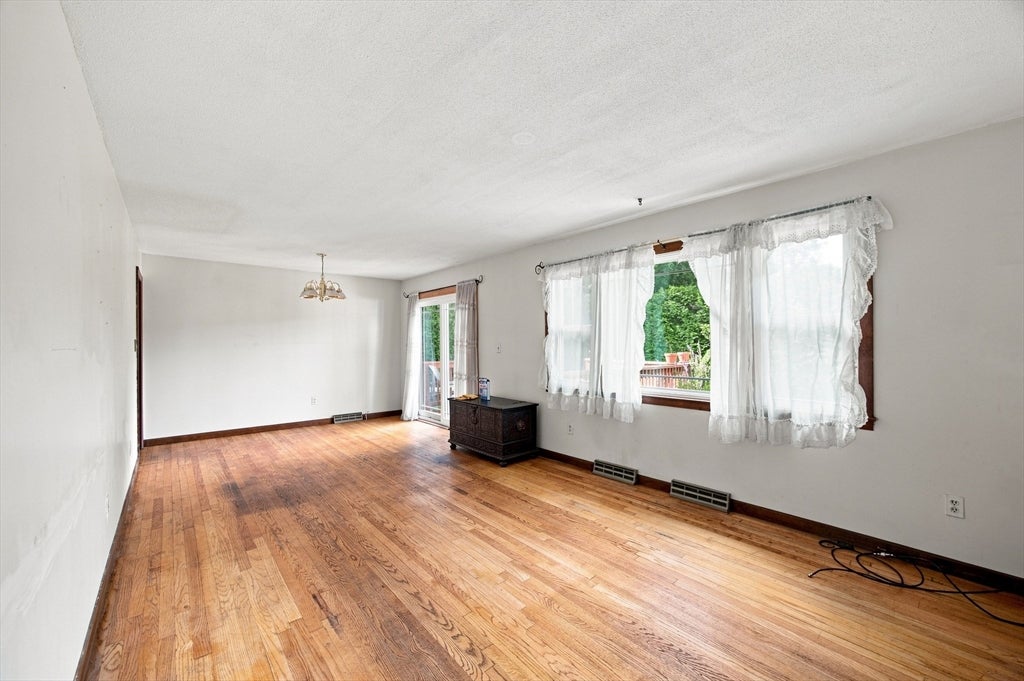 115 Bemis Rd, Holyoke, MA, 115 Bemis Rd, Holyoke, MA Photo #10