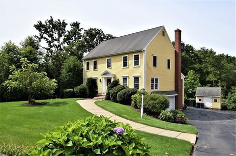 398 Davis St Northborough MA 01532