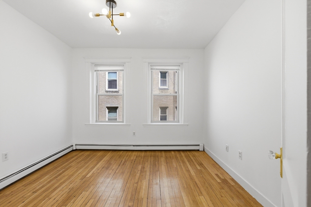1673 Commonwealth Ave 3
