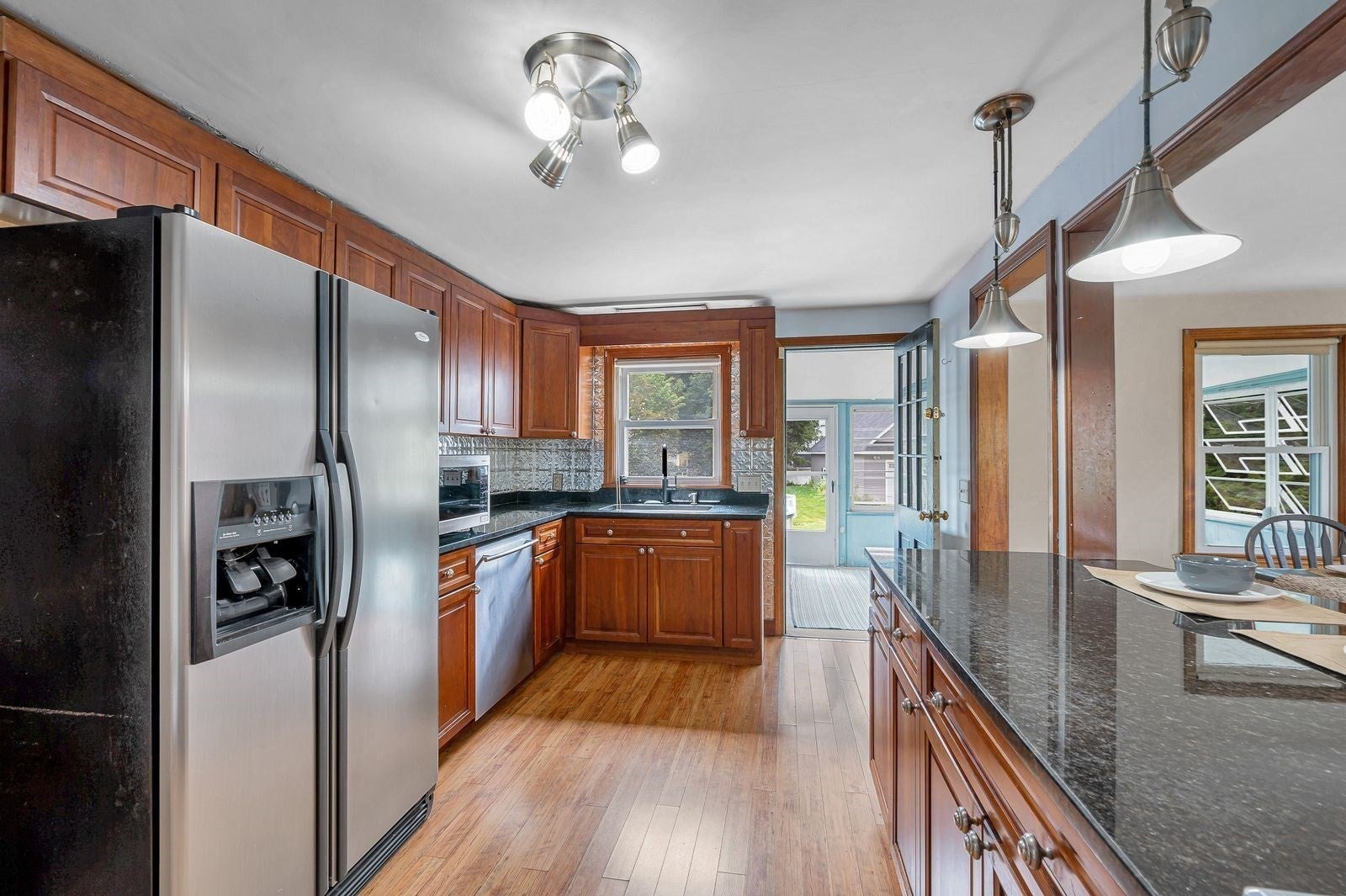 16 Central St, Wakefield, MA, 16 Central St, Wakefield, MA Photo #9