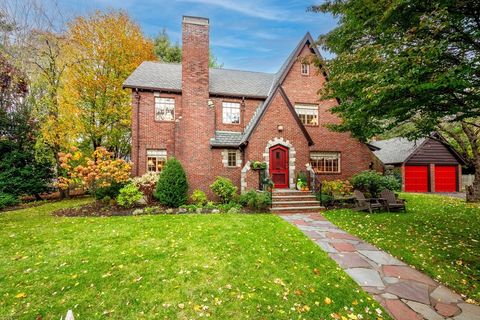 8 Felsdale Close Winchester MA 01890