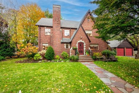 8 Felsdale Close Winchester MA 01890