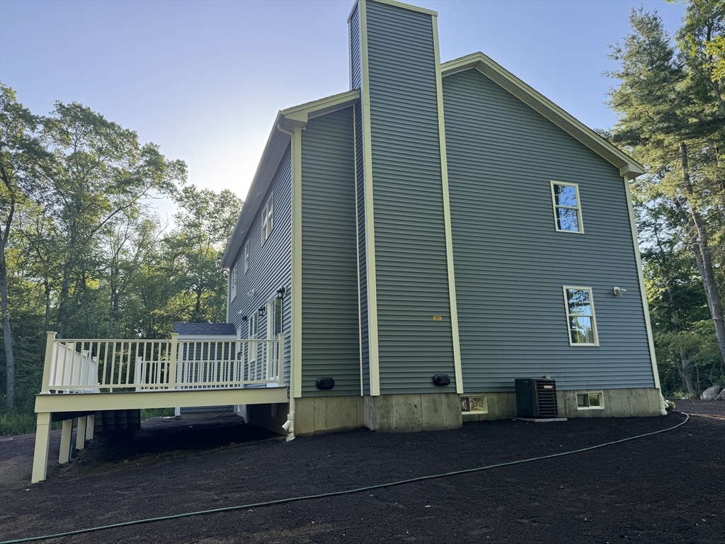 1269 Bartlett St.