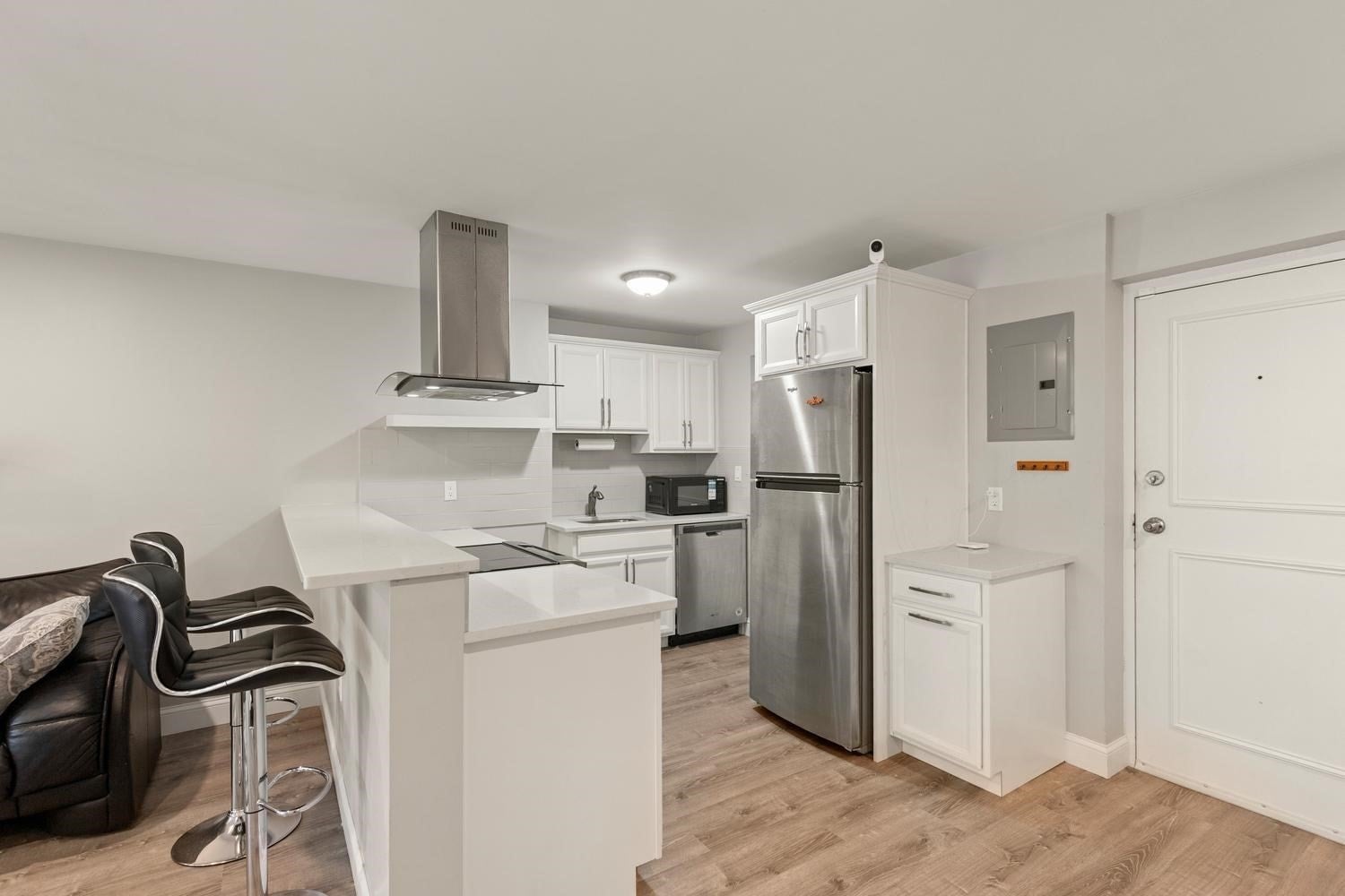 26 W Wyoming Avenue