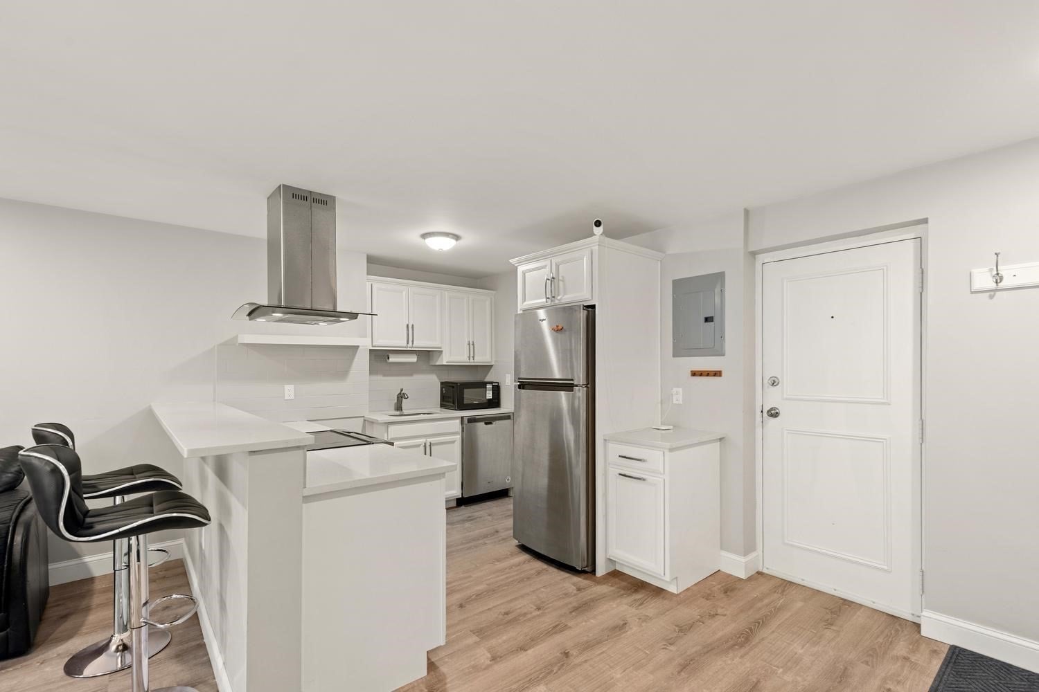 26 W Wyoming Avenue 2D