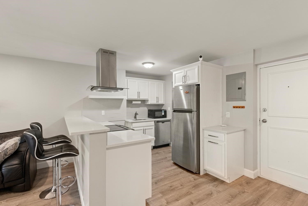 26 W Wyoming Avenue 2D