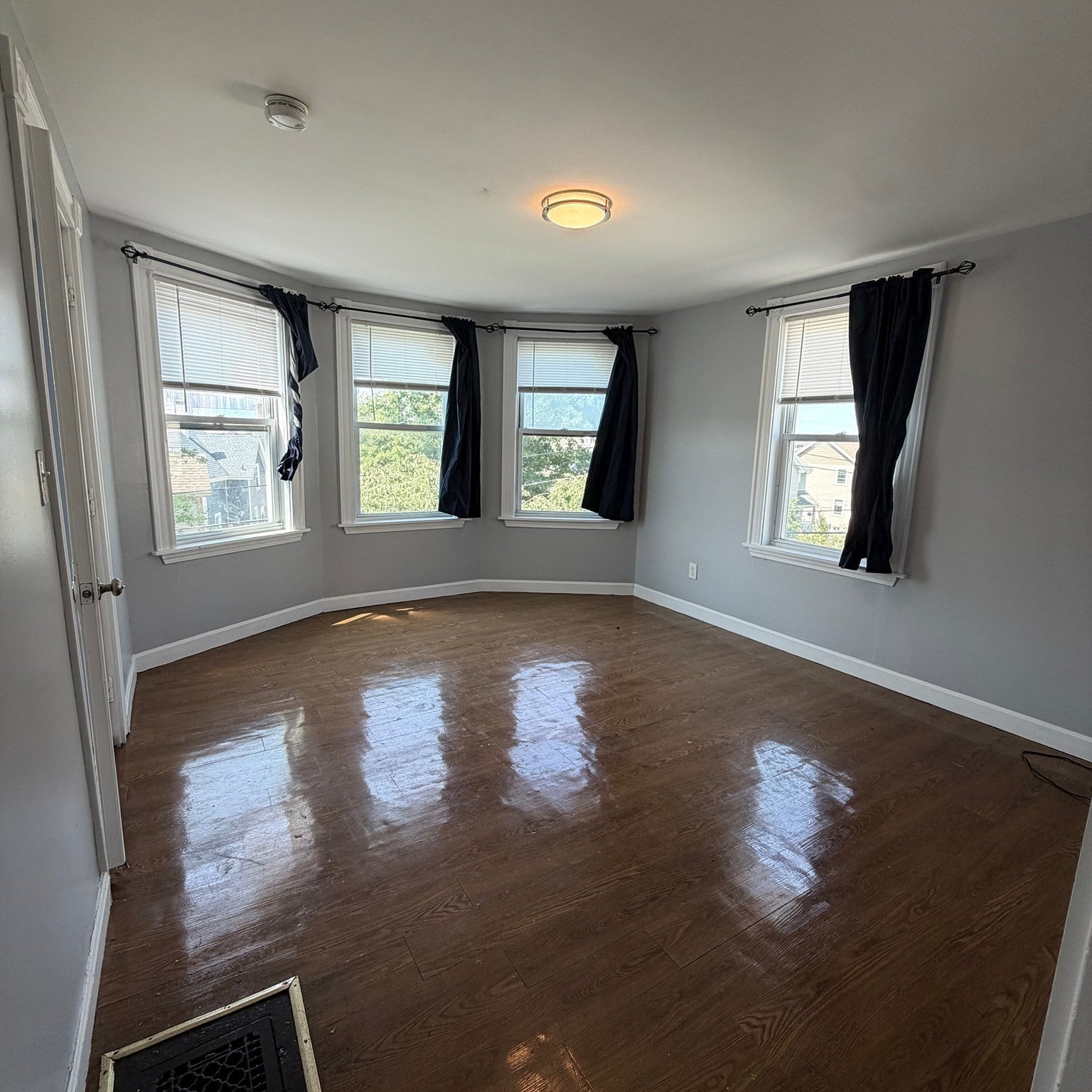 28 Minot St #3, Lynn, MA Photo #2