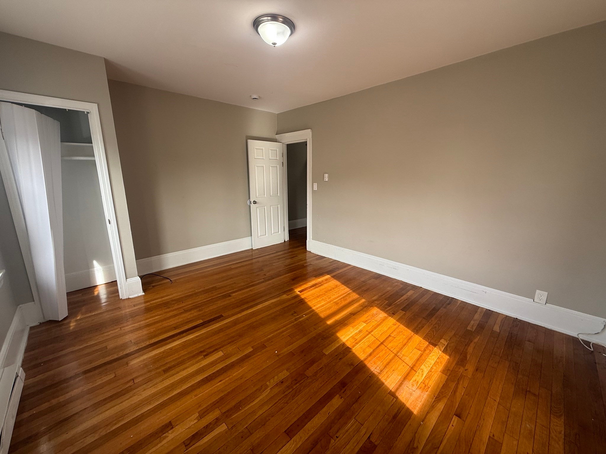 139 Lawton Ave #2, Lynn, MA, 139 Lawton Ave #2, Lynn, MA Photo #2