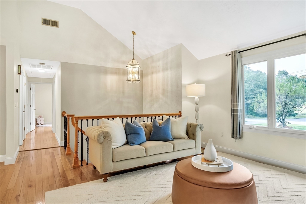 96 Breakneck Hill Rd