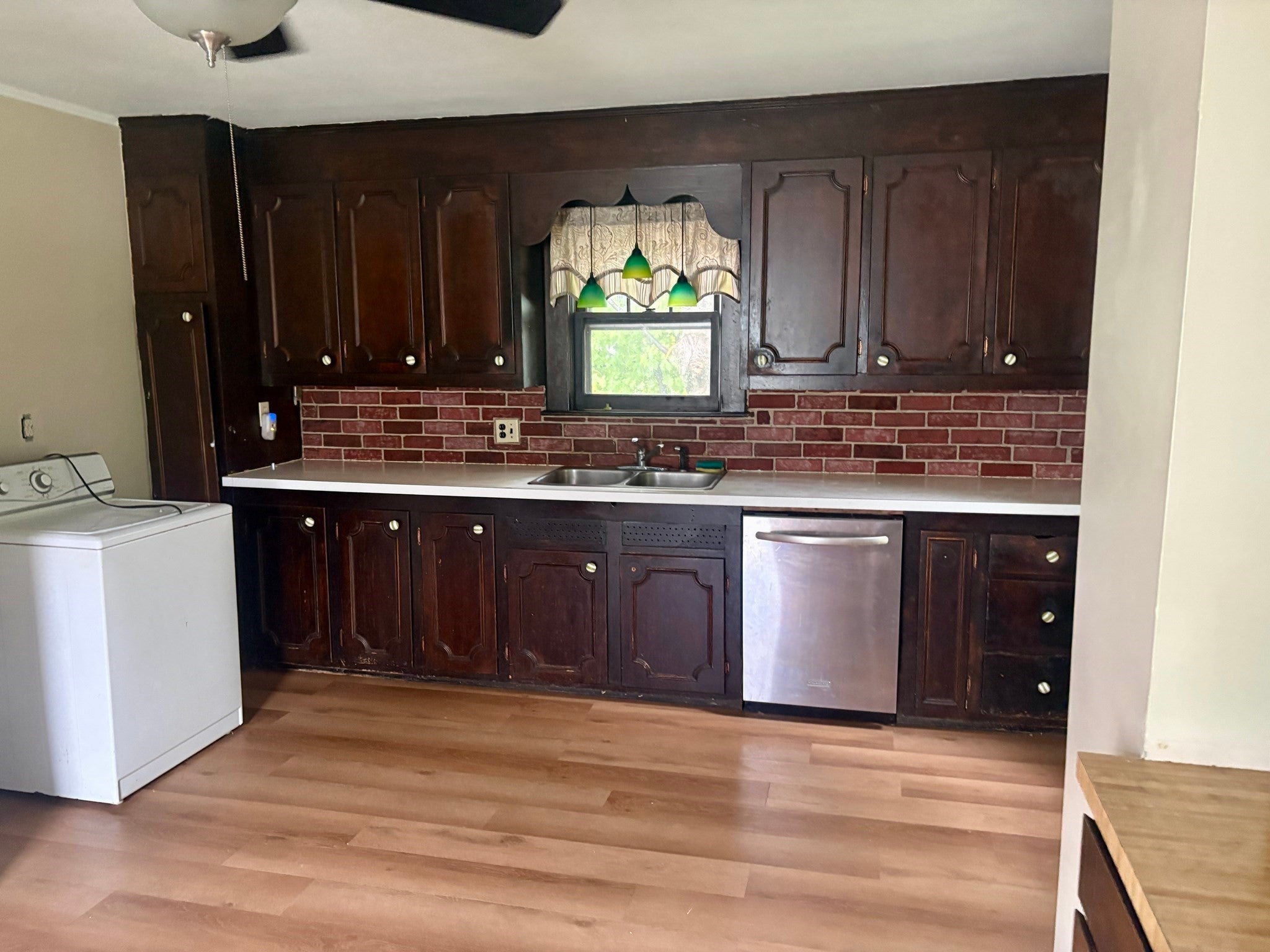 13 Dexter St, Holyoke, MA, 13 Dexter St, Holyoke, MA Photo #11