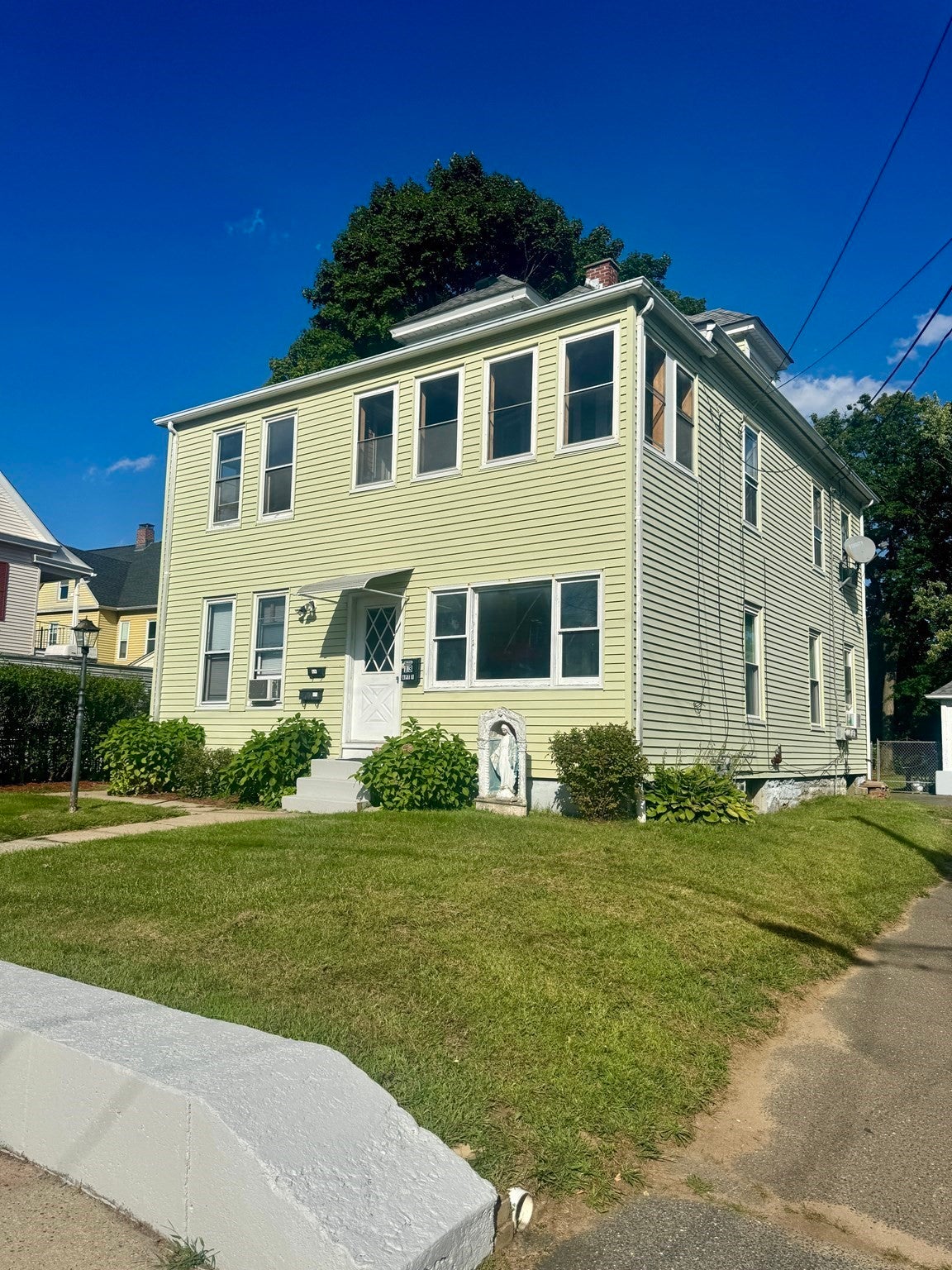 13 Dexter St, Holyoke, MA, 13 Dexter St, Holyoke, MA Photo #3