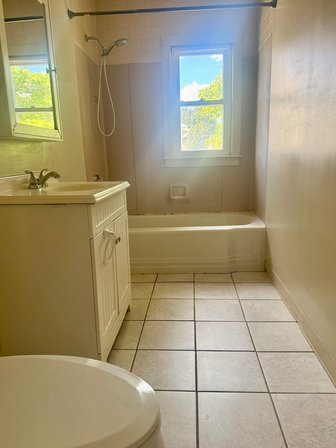 13 Dexter St, Holyoke, MA, 13 Dexter St, Holyoke, MA Photo #20
