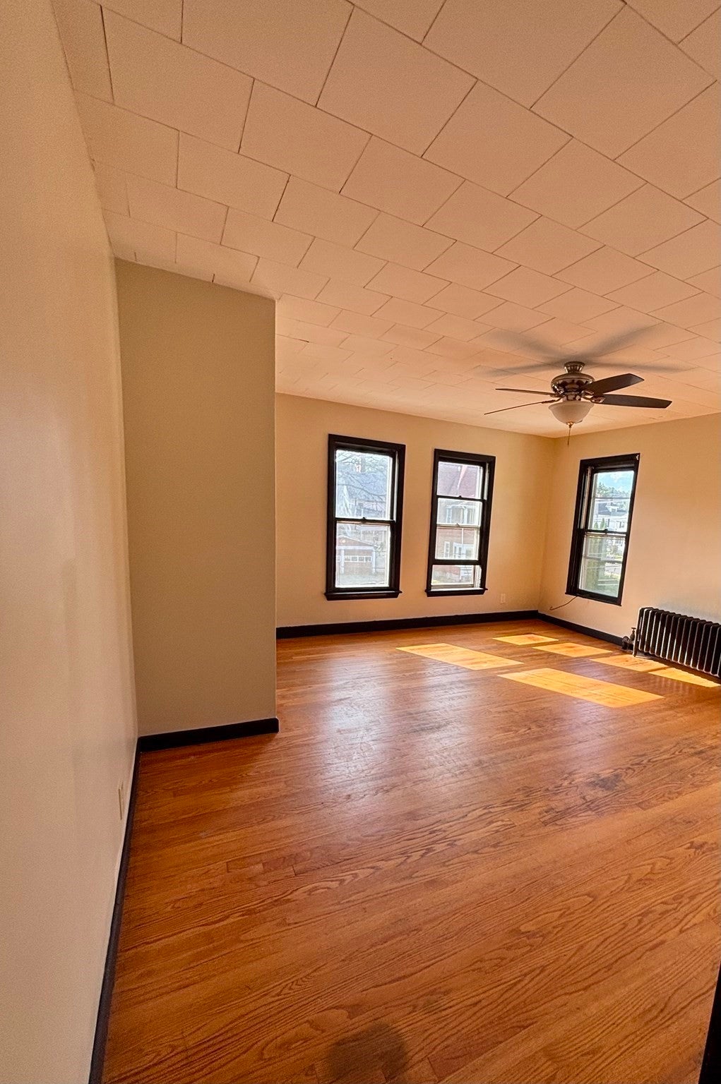13 Dexter St, Holyoke, MA, 13 Dexter St, Holyoke, MA Photo #14