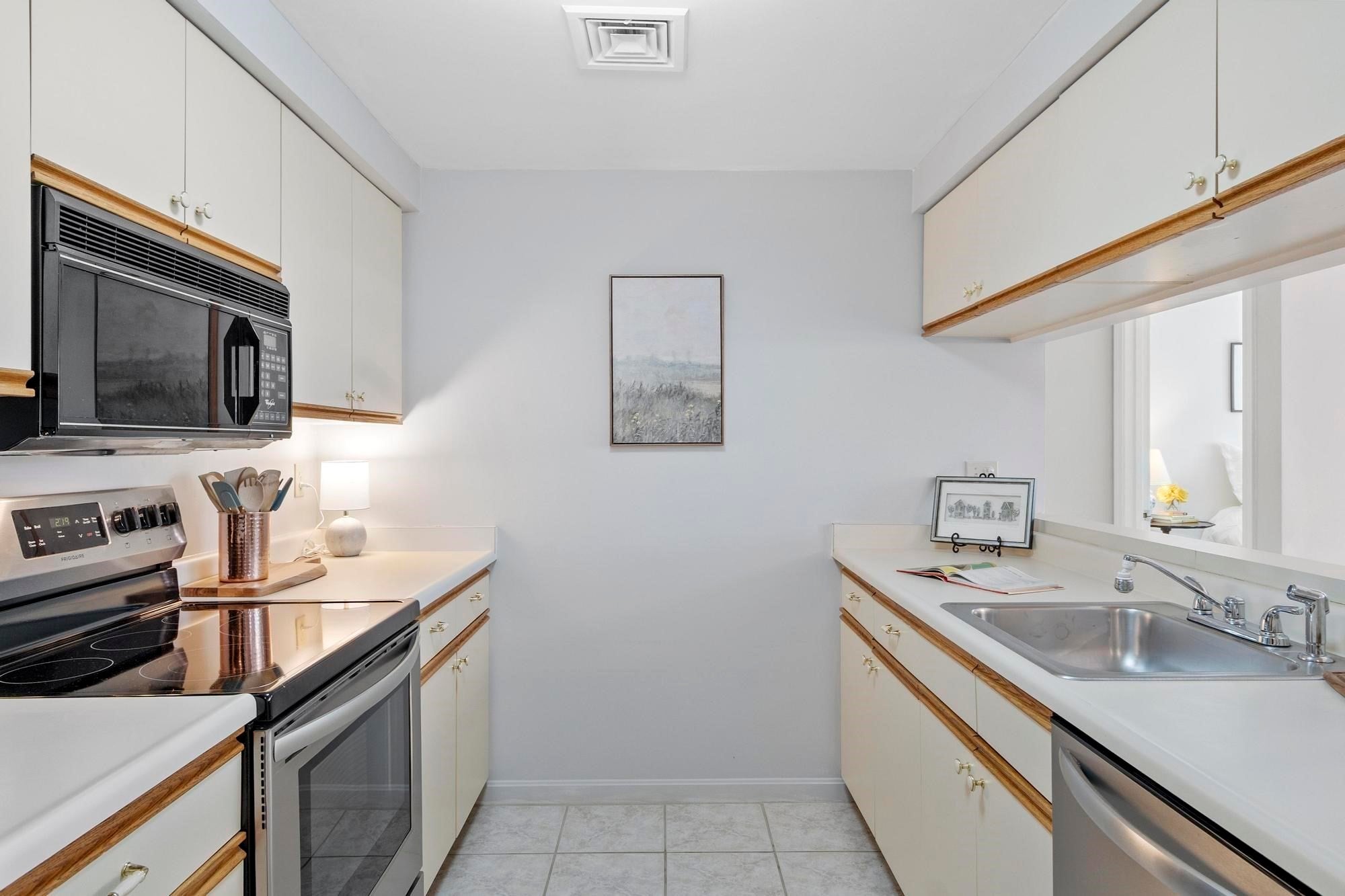 148 Main St #B534, North Andover, MA Photo #12