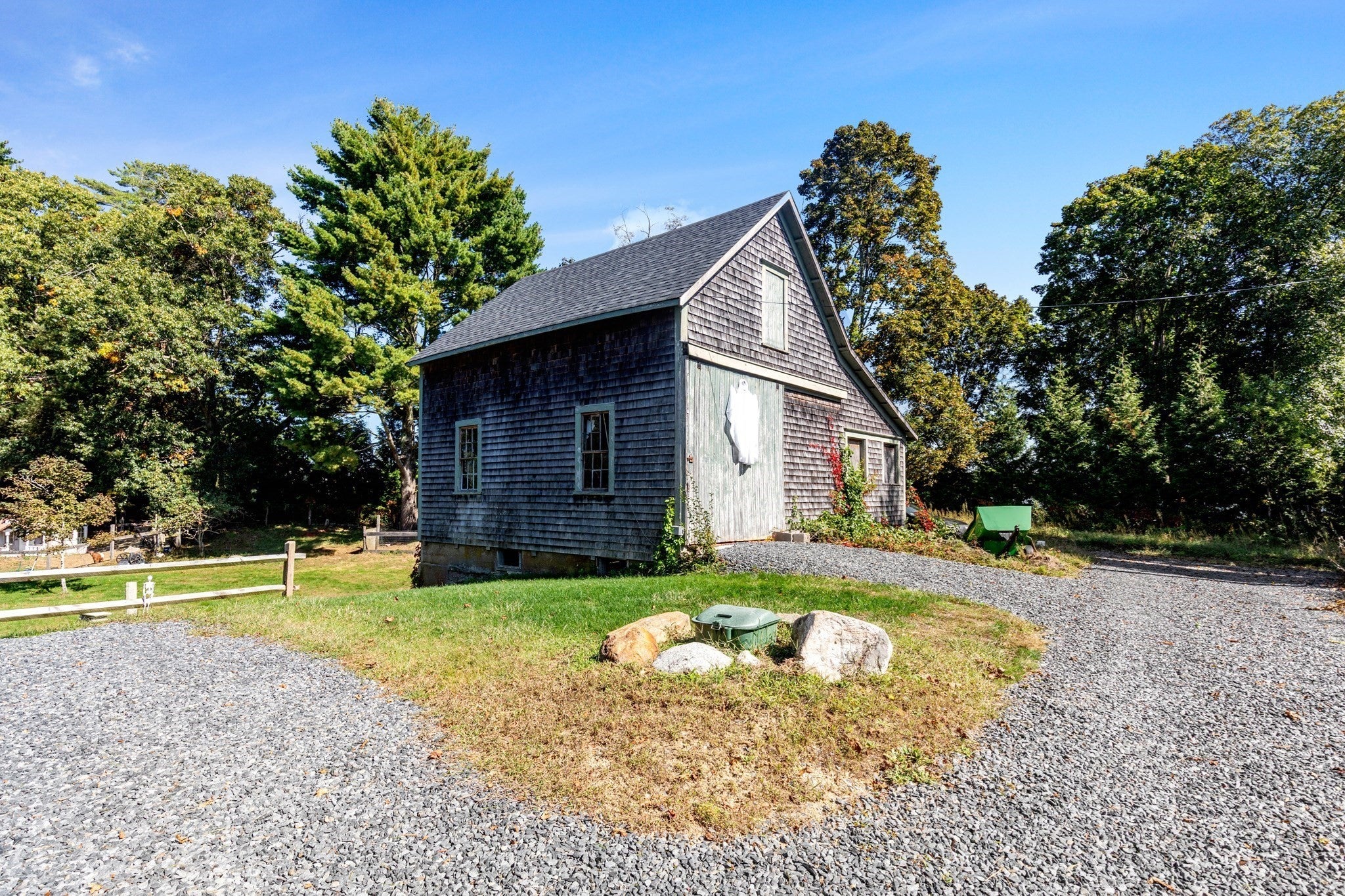 18 Lakeview St, Carver, MA Photo #9