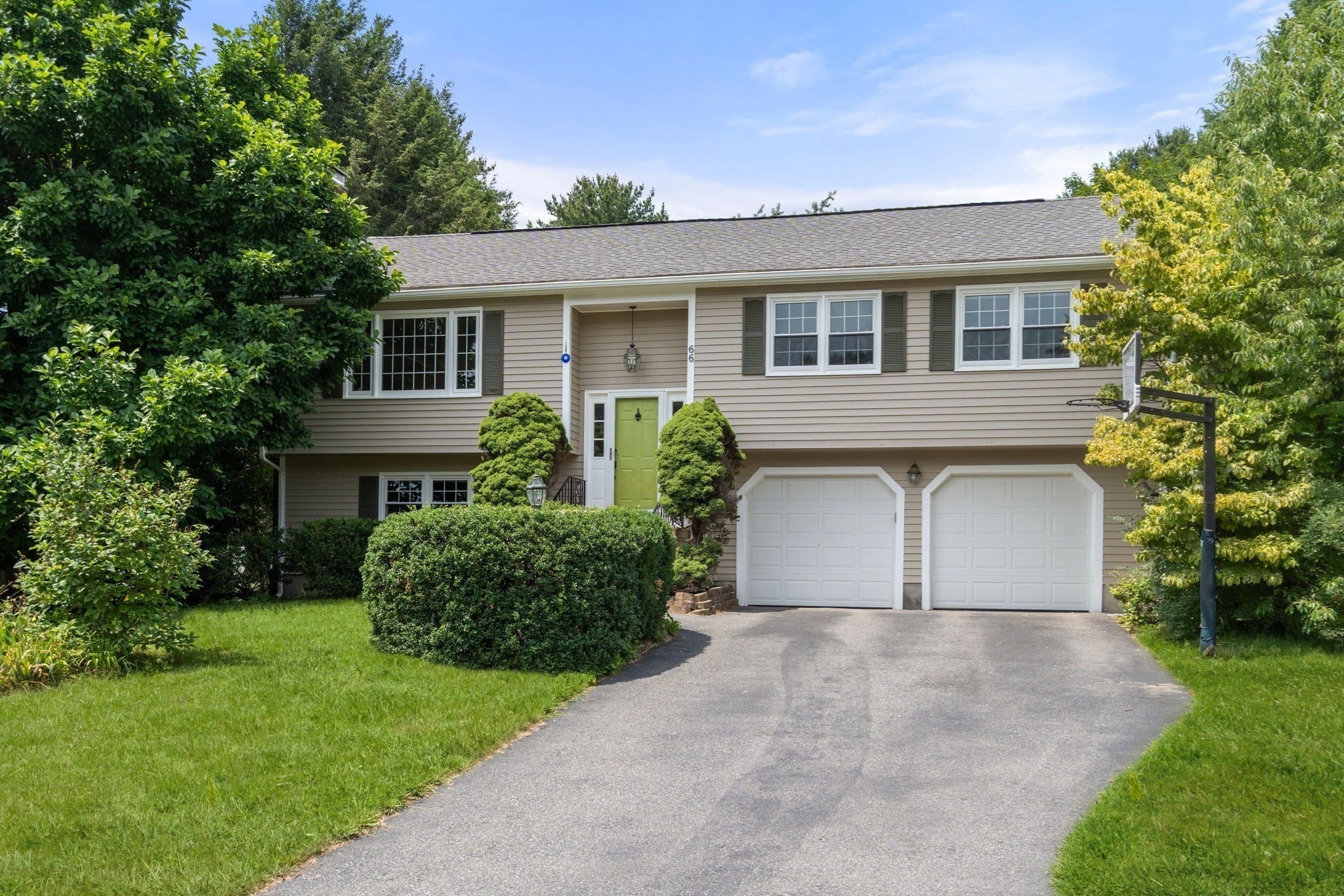 66 Indian Meadow Dr