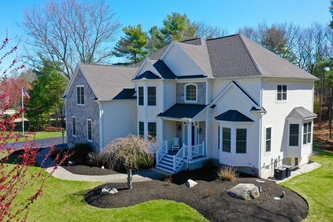8 Cotton Tail Lane Franklin MA 02038