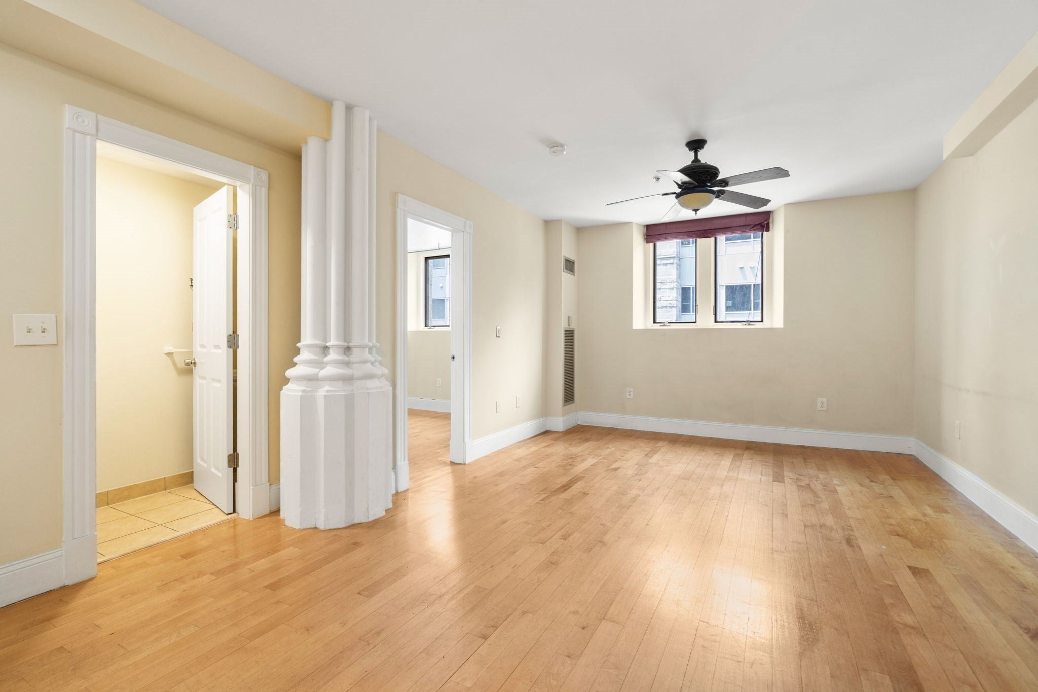 45 W Broadway 101