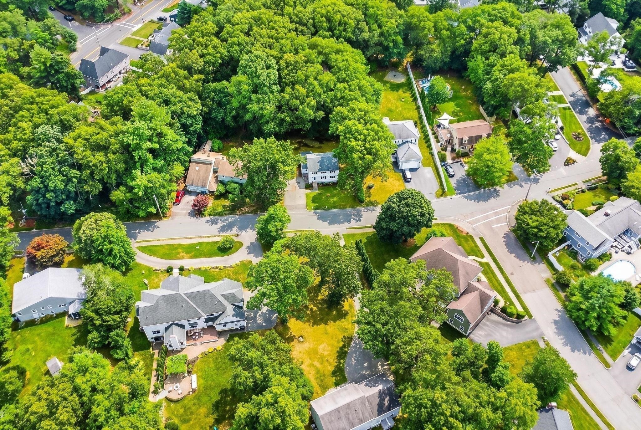 32 Dividence Rd, Reading, MA, 32 Dividence Rd, Reading, MA Photo #41