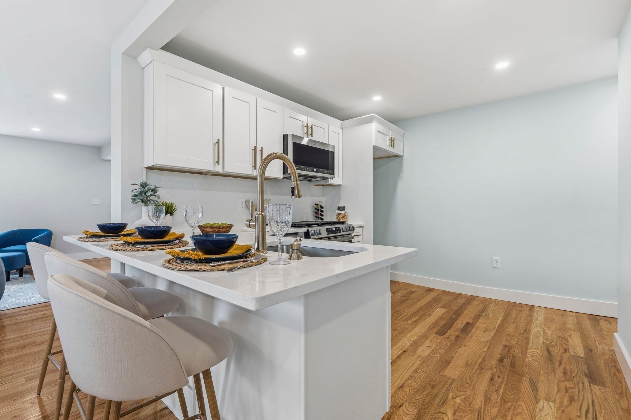 10 Hammatt St 10
