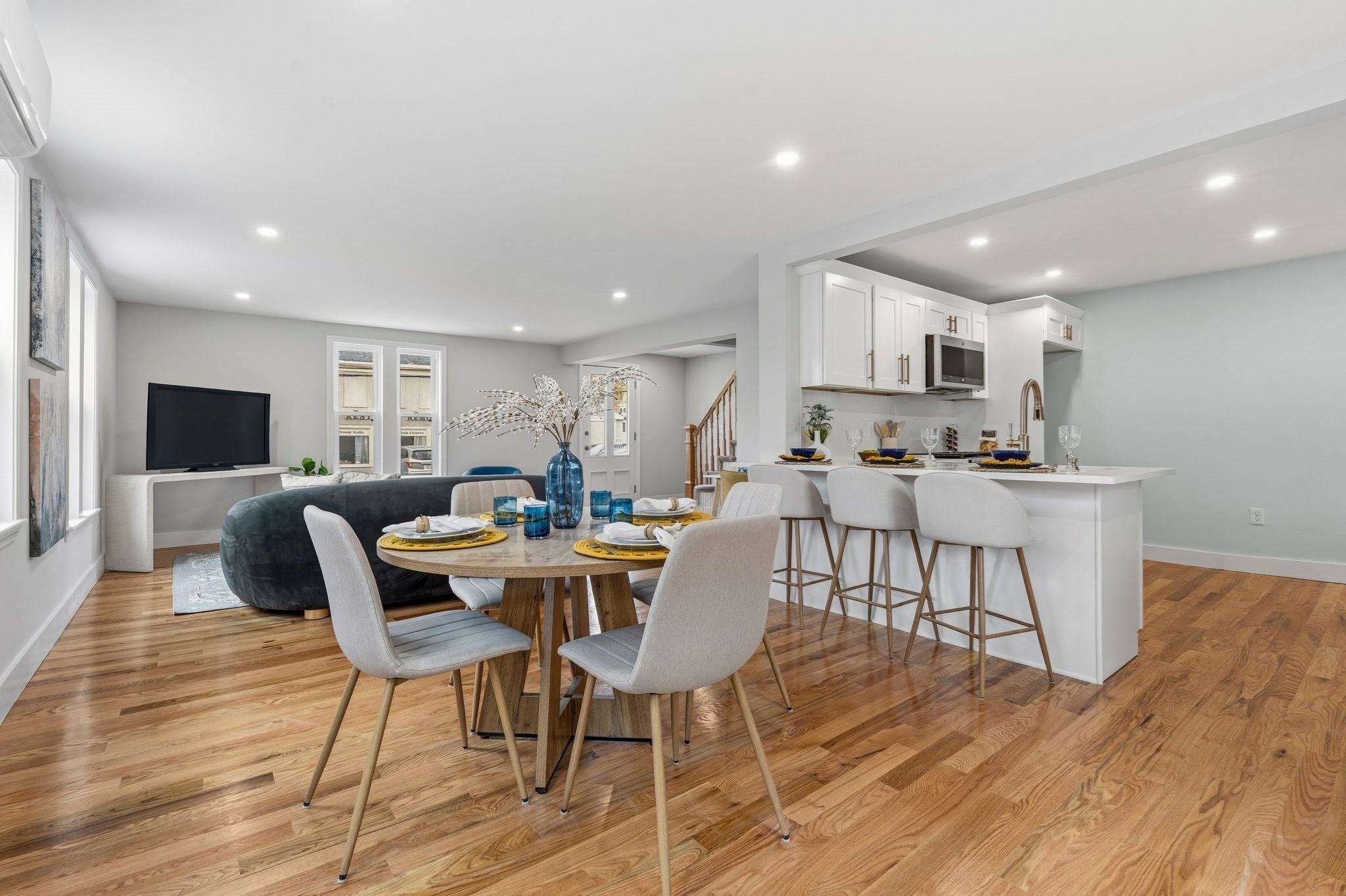 10 Hammatt St 10