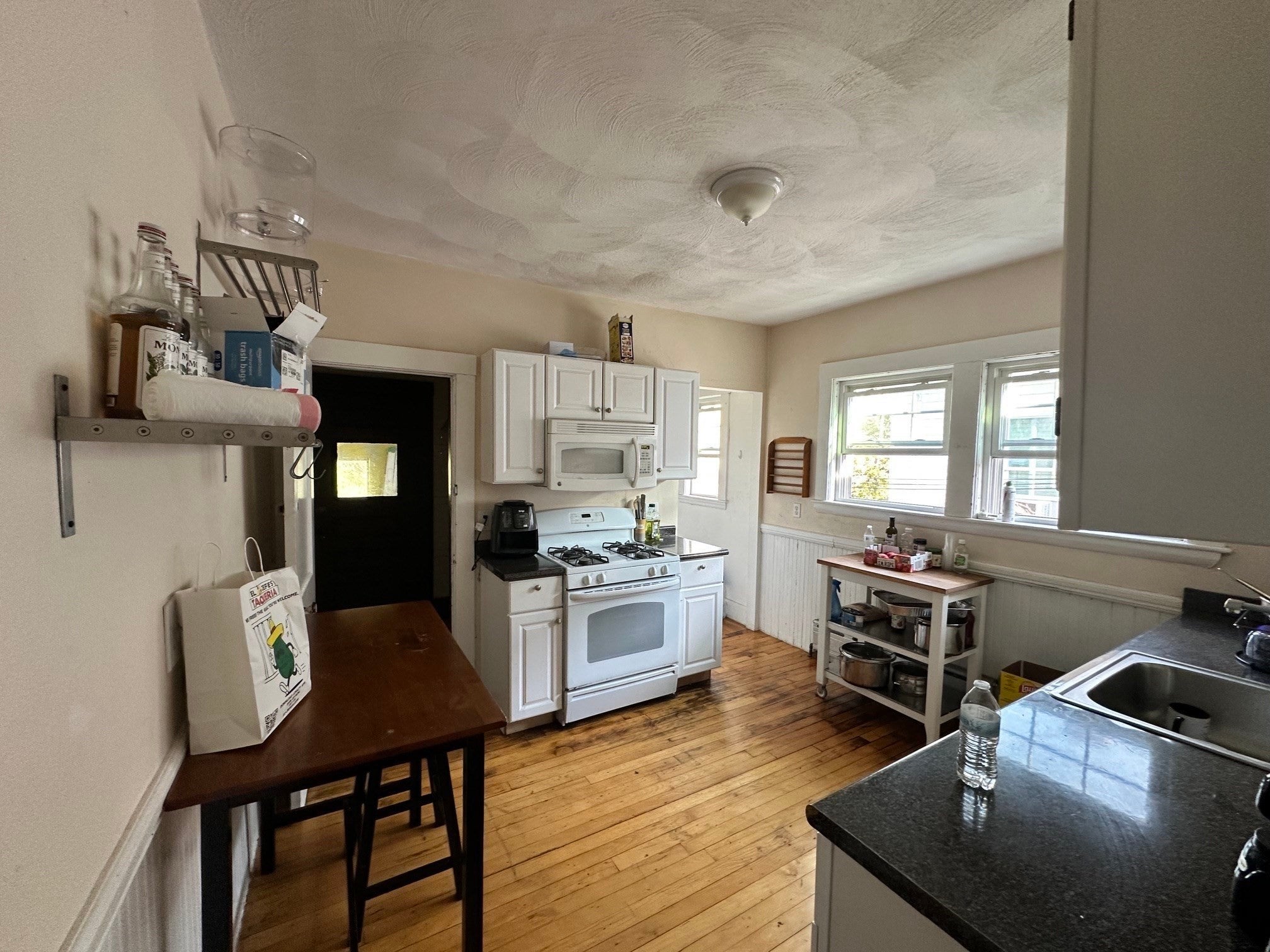 283 Alewife Brook Pkwy #2, Somerville, MA, 283 Alewife Brook Pkwy #2, Somerville, MA Photo #3