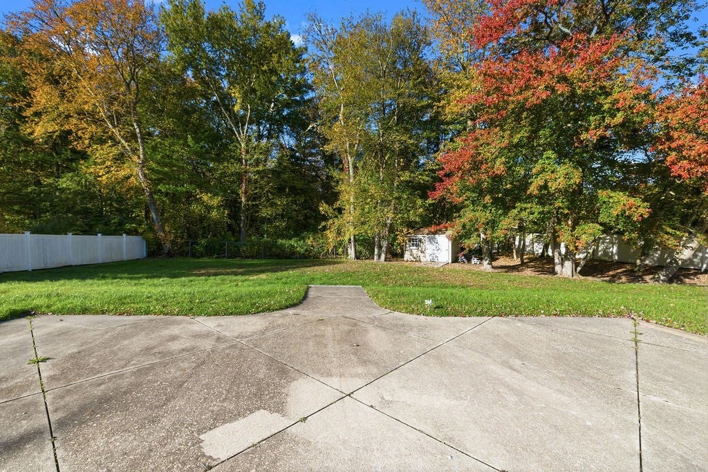36 Meadowood Dr, Dartmouth, MA, 36 Meadowood Dr, Dartmouth, MA Photo #41