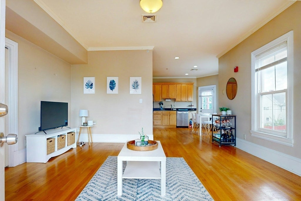 561 Broadway #A2, Somerville, MA, 561 Broadway #A2, Somerville, MA Photo #5