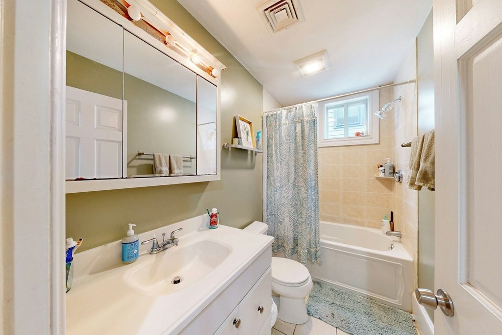 561 Broadway #A2, Somerville, MA, 561 Broadway #A2, Somerville, MA Photo #17