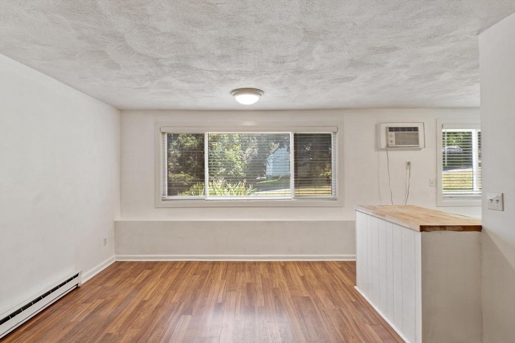 4 Glen Devin St #4, Amesbury, MA, 4 Glen Devin St #4, Amesbury, MA Photo #7