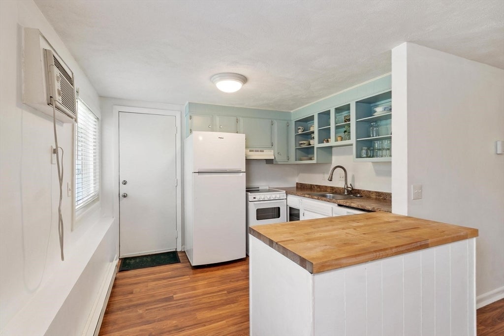 4 Glen Devin St #4, Amesbury, MA, 4 Glen Devin St #4, Amesbury, MA Photo #8