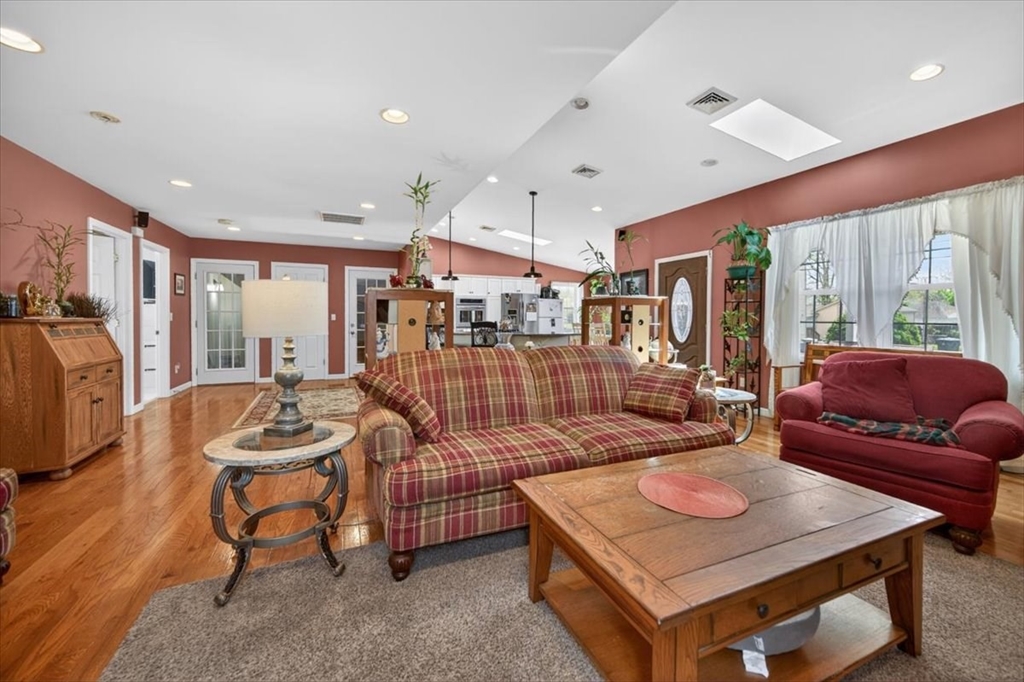 8 Alsop St, Fall River, MA, 8 Alsop St, Fall River, MA Photo #16