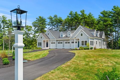 4 Golf Cottage Way Mattapoisett MA 02739