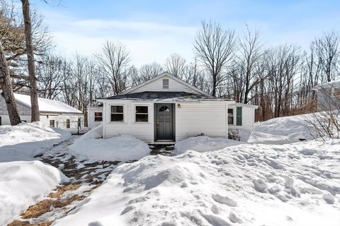 26 Mount Pleasant St Westborough MA 01581