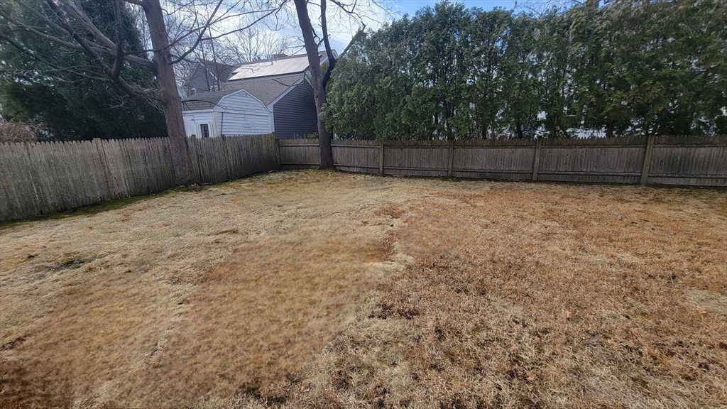 Needham, Massachusetts 02492, United States, 3 Bedrooms Bedrooms, ,2 BathroomsBathrooms,Residential,Active,92026