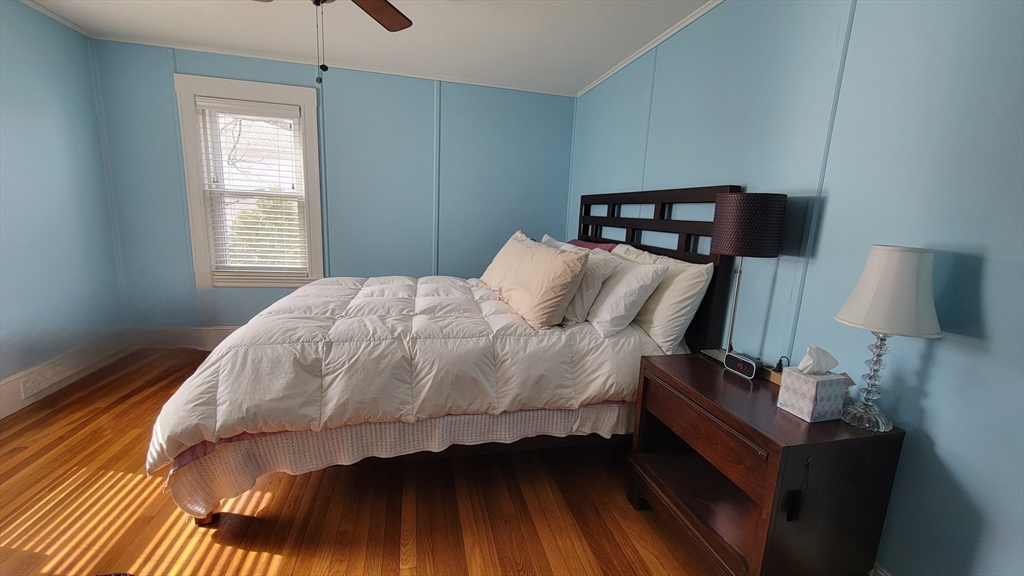 Needham, Massachusetts 02492, United States, 3 Bedrooms Bedrooms, ,2 BathroomsBathrooms,Residential,Active,92026