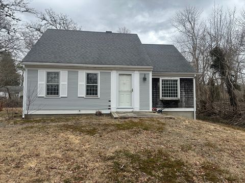 33 Old Colony Harwich MA 02645