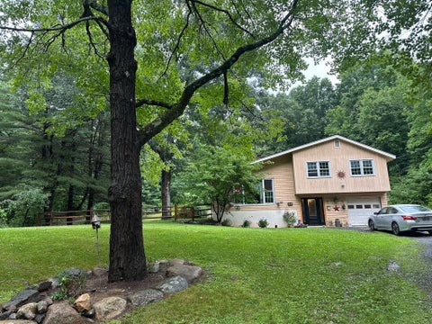 Photo of 87 Bayberry Lane, Westfield, MA 01085 (MLS # 73580821)