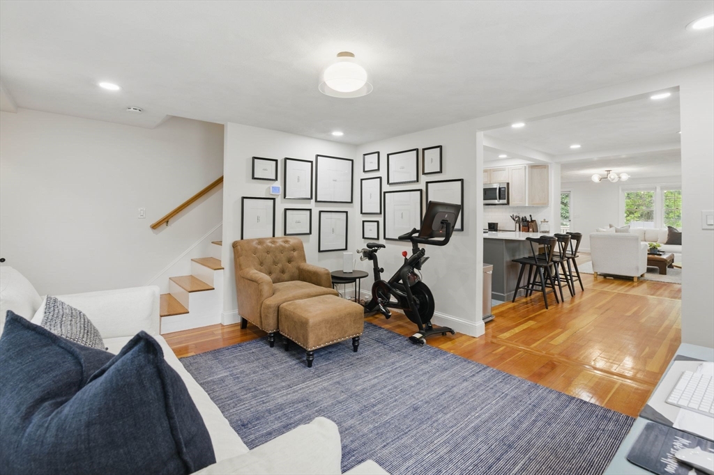 62-64 Lincoln Ave