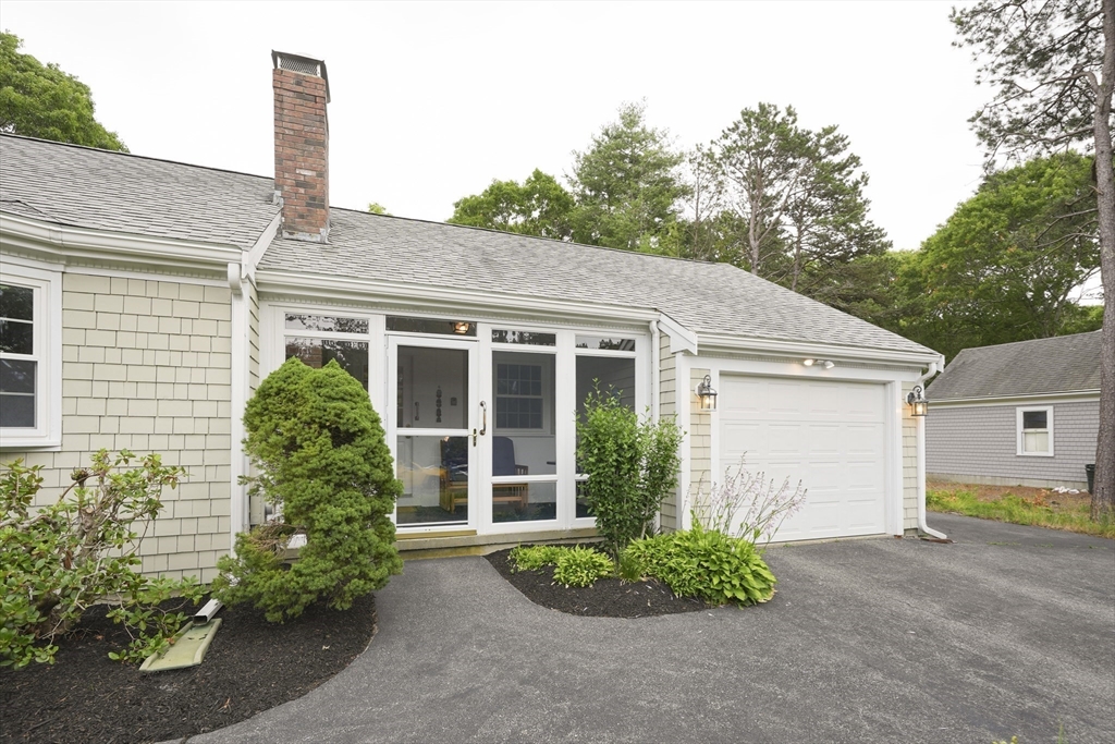 247 Great Pines Dr