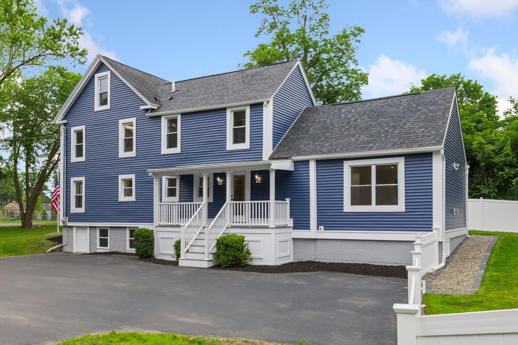 404 Main St