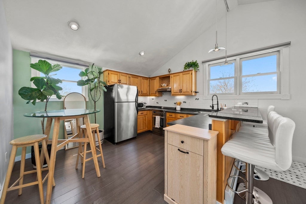 17 Millett St #3, Gloucester, MA, 17 Millett St #3, Gloucester, MA Photo #9