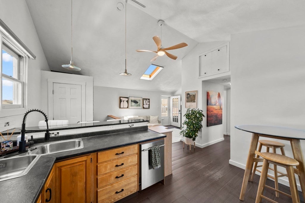 17 Millett St #3, Gloucester, MA, 17 Millett St #3, Gloucester, MA Photo #5