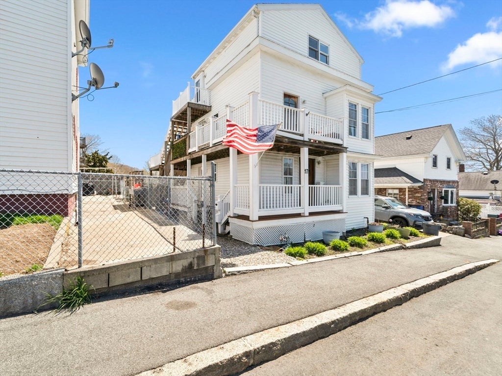 Photo of 17 Millett St, Gloucester, MA