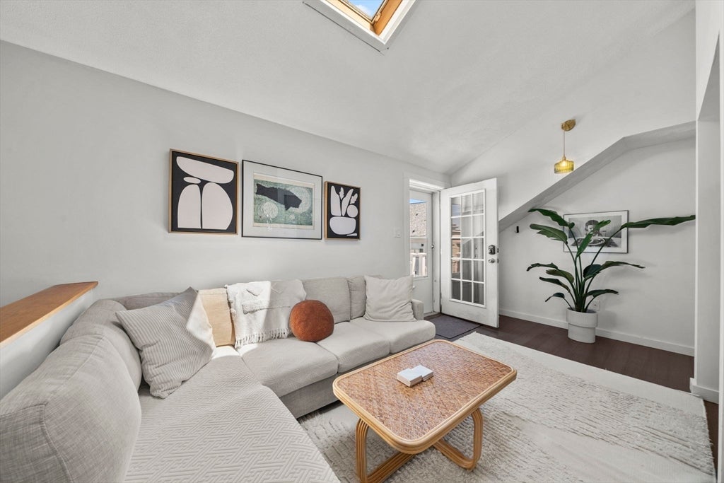 17 Millett St #3, Gloucester, MA, 17 Millett St #3, Gloucester, MA Photo #2