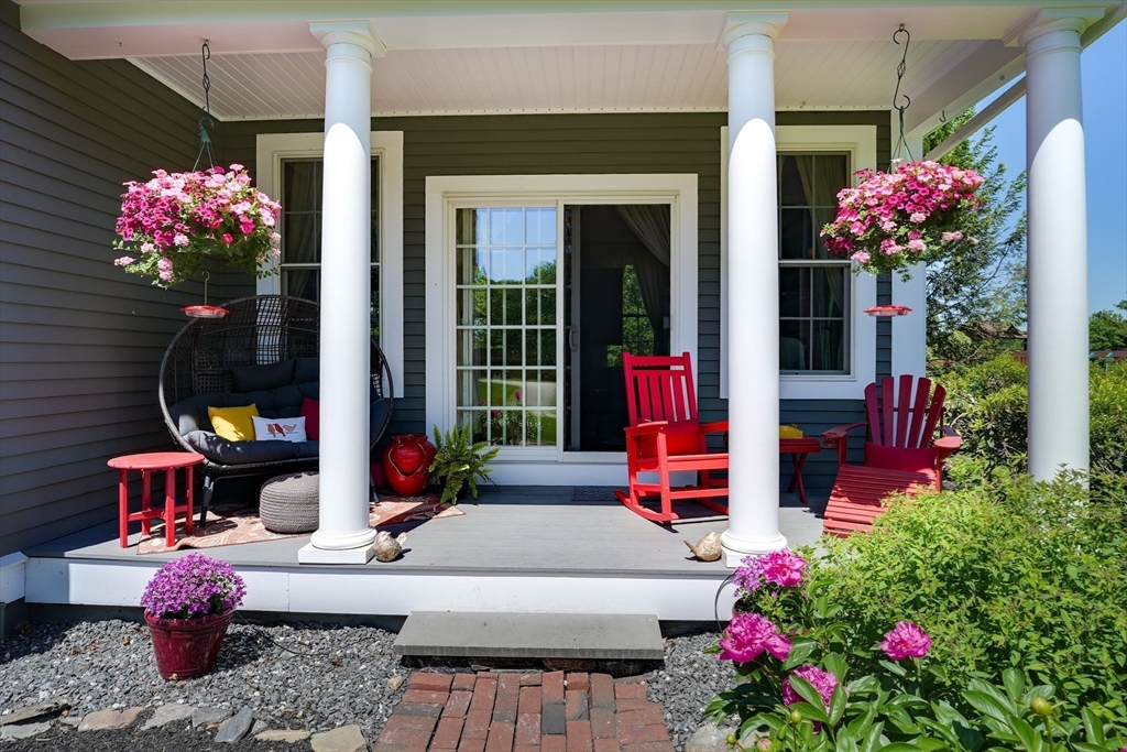 27 Autumn Ridge Road