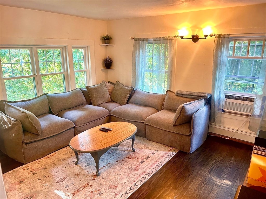 17 Cutler St, Medway, MA, 17 Cutler St, Medway, MA Photo #8