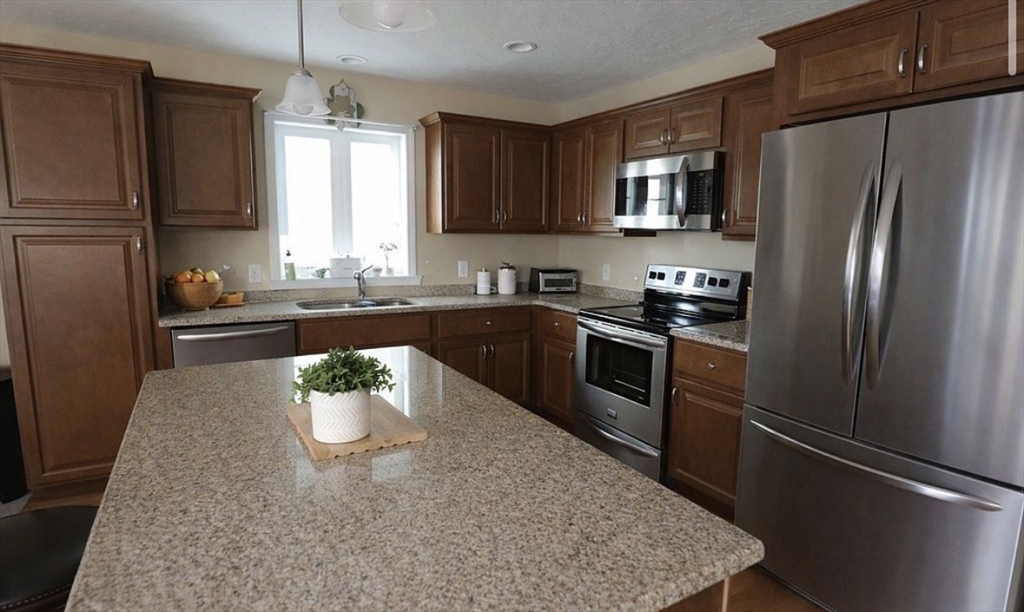353 Fuller St 45